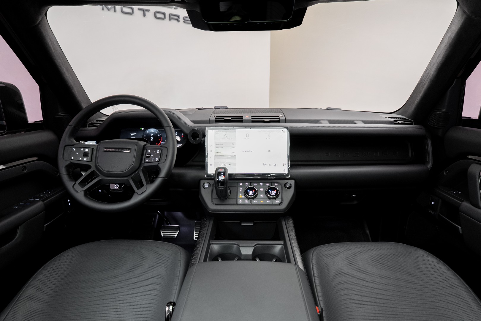 2026 LAND ROVER DEFENDER P635 OCTA BLACK EDITION | GCC DEALER WARRANTY & SERVICES